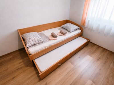 Apartman Carmen A2 – DNEVNA SOBA 1
